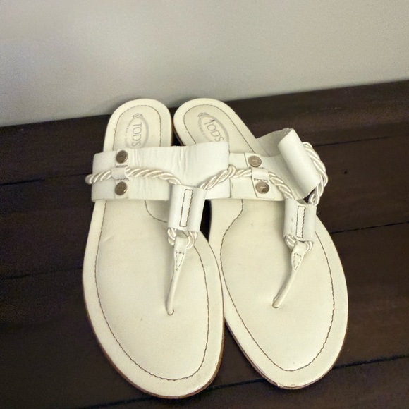 Tod’s White Leather Sandals – Made in Italy - Picture 2 of 6